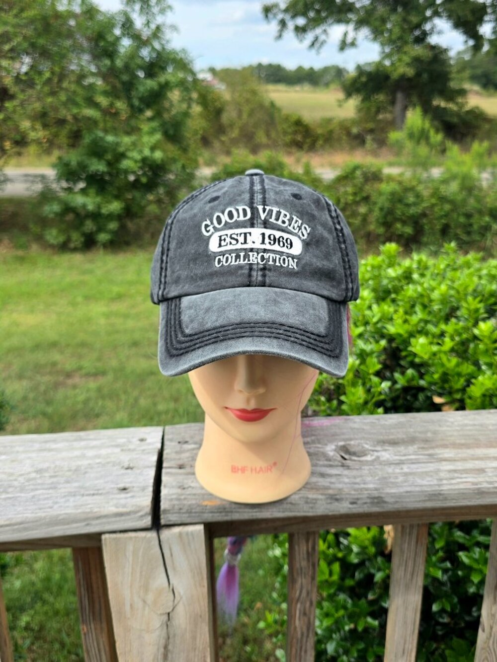 Ladies Black Good Vibes Hat new no tags